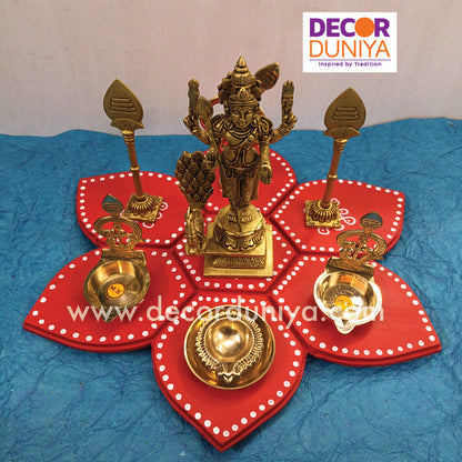 Flower Kolam Manai with Brass Murugar set - FM01