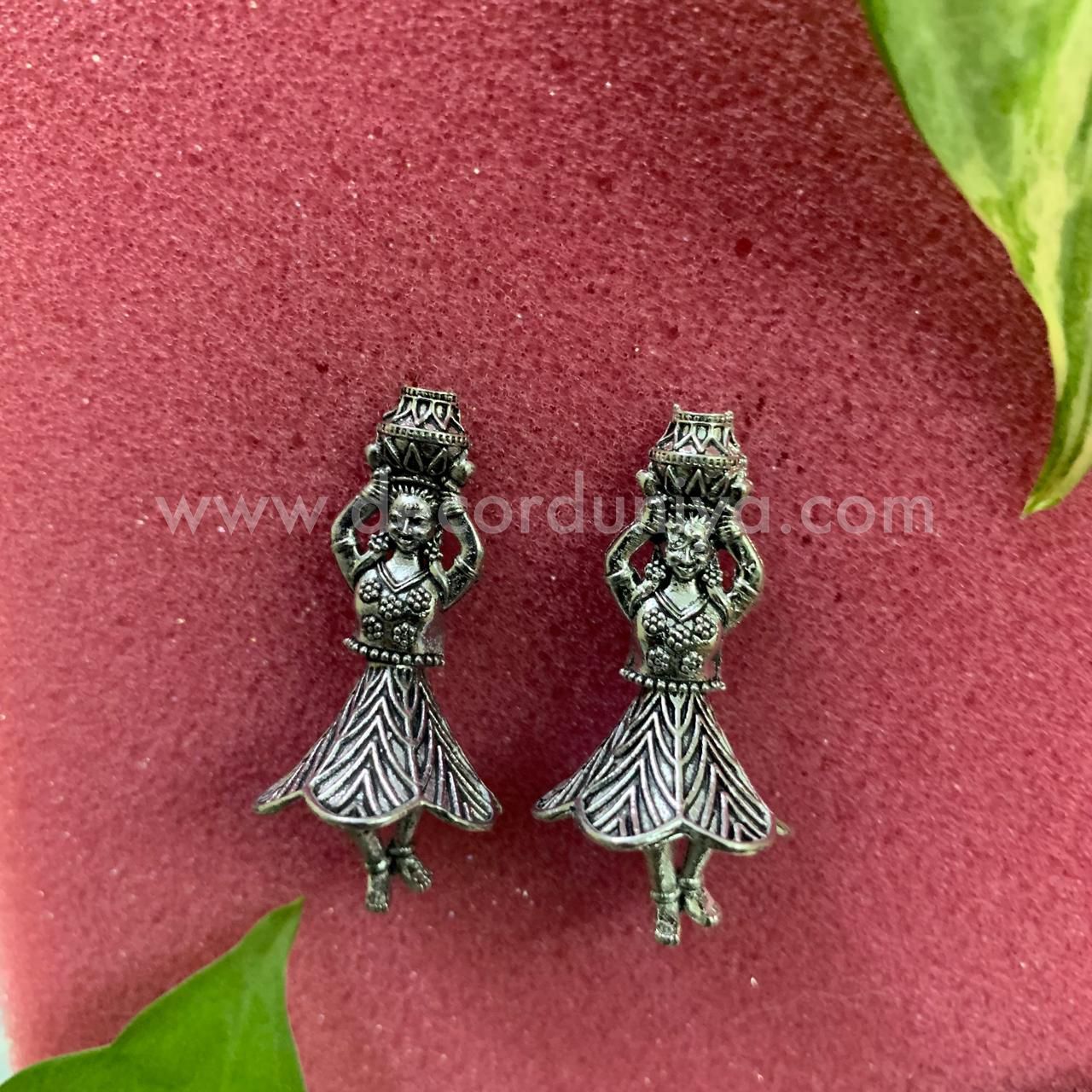 Jhumkas - J1