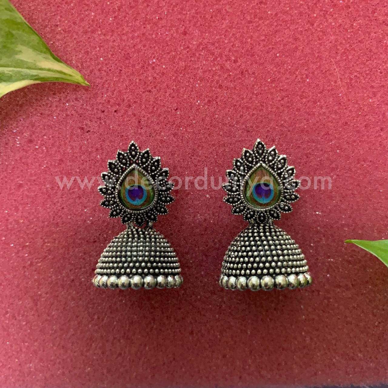 Jhumkas - J10