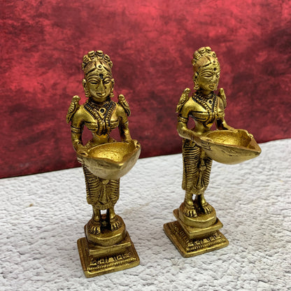 Paavai Vilakku Pair  - RBP1