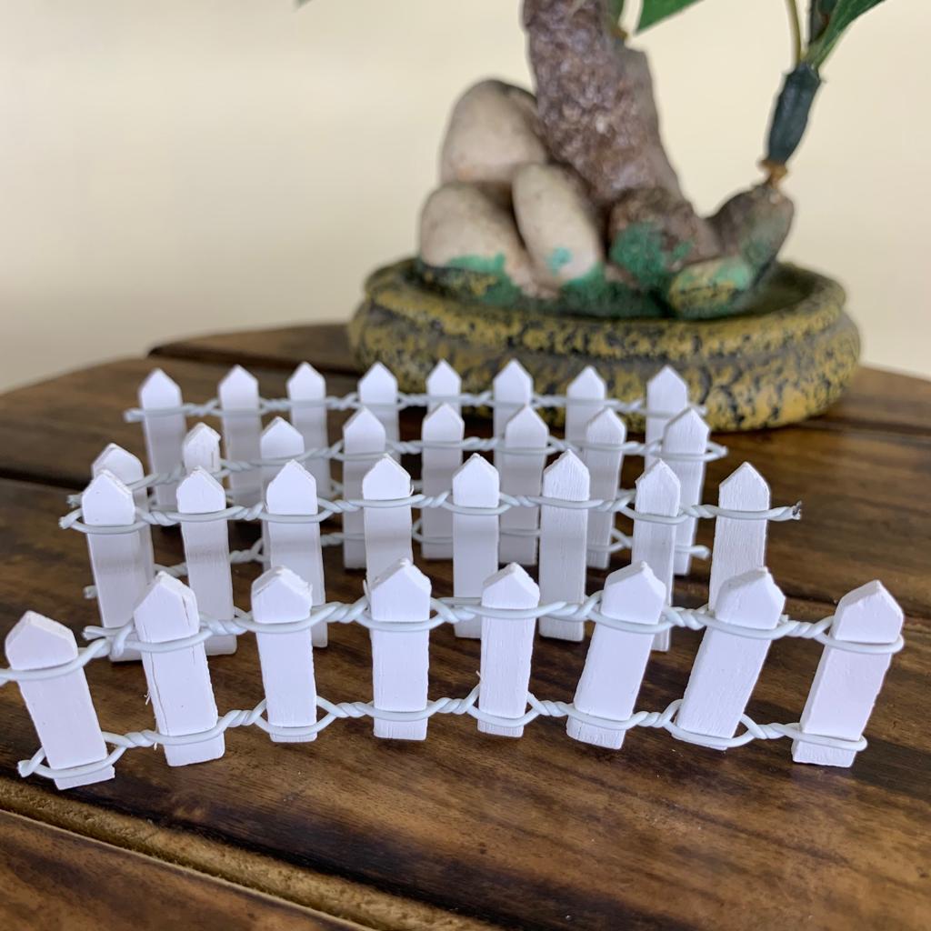 Miniature White Fence - M02