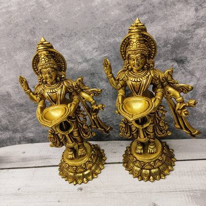 Brass Paavai Vilakku - Antique Finish Pair - PV1