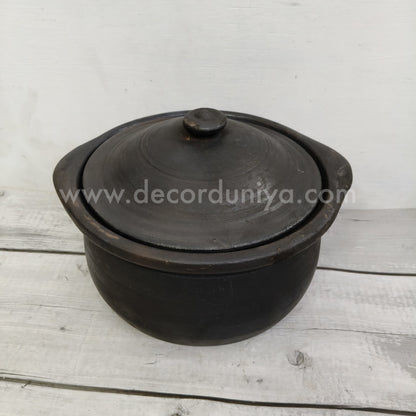 Fine Finish Black Pot with Lid - BP3-c